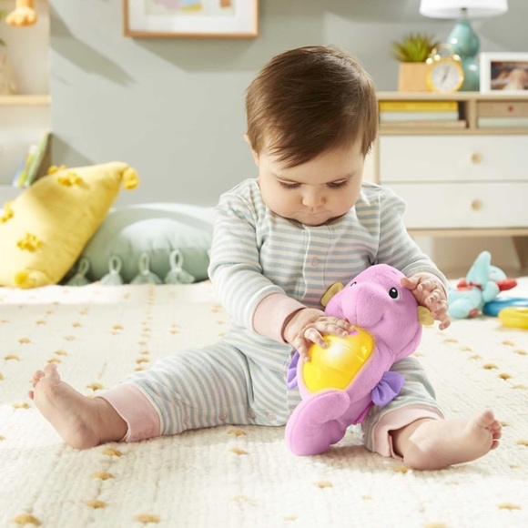 Fisher-Price Soothe & Glow Seahorse - Picture 6 of 8